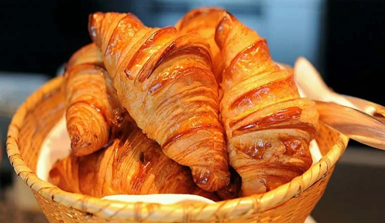 Bánh mì sừng bò Croissant